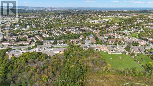 363 Highland Road W, Hamilton, ON 