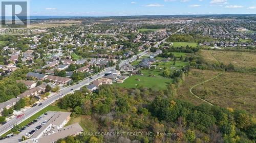 363 Highland Road W, Hamilton, ON 