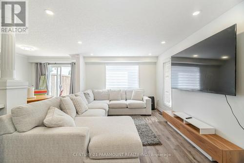 78 Periwinkle Street, Kitchener, ON - Indoor Photo Showing Living Room