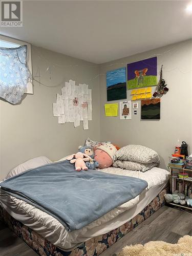 616 8Th Avenue W, Nipawin, SK - Indoor Photo Showing Bedroom