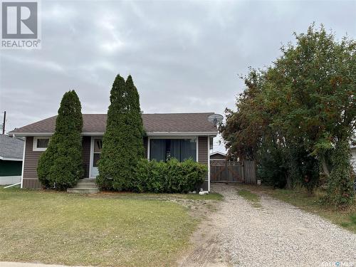 616 8Th Avenue W, Nipawin, SK - Outdoor