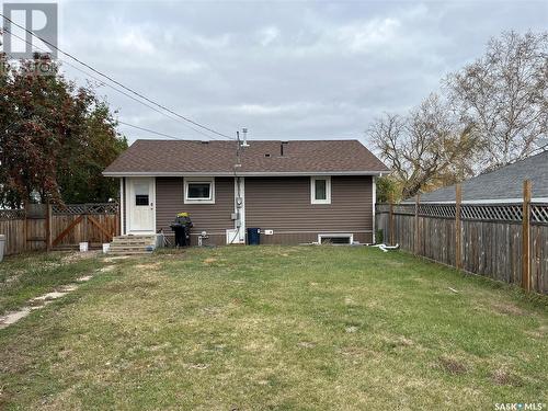 616 8Th Avenue W, Nipawin, SK - Outdoor With Exterior