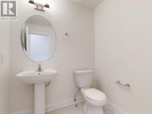 26 Lively Way, Whitby, ON - Indoor Photo Showing Bathroom