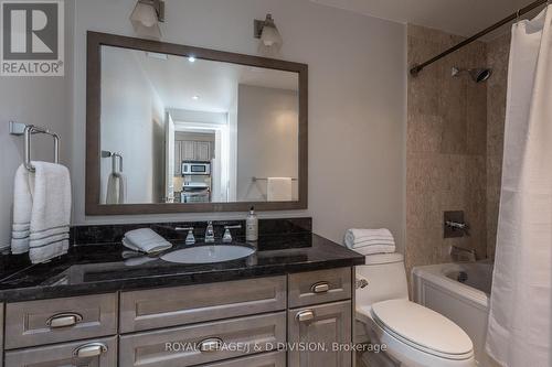 426 - 20 Burkebrook Place, Toronto, ON - Indoor Photo Showing Bathroom