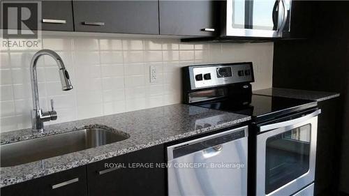 2207 - 88 Sheppard Avenue E, Toronto, ON - Indoor Photo Showing Kitchen