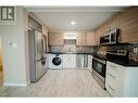 2321 12Th  N Street Unit# 103, Cranbrook, BC  - Indoor Photo Showing Kitchen 