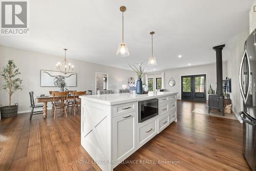 10423 Community Centre Road, Hamilton Township (Baltimore), ON - Indoor Photo Showing Kitchen