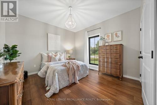 10423 Community Centre Road, Hamilton Township (Baltimore), ON - Indoor Photo Showing Bedroom