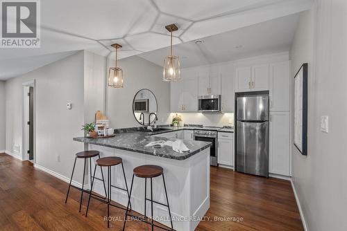 10423 Community Centre Road, Hamilton Township (Baltimore), ON - Indoor Photo Showing Kitchen With Upgraded Kitchen