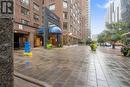 807 - 633 Bay Street, Toronto, ON  - Outdoor 