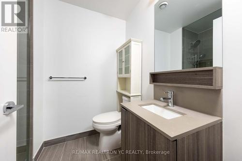 1106 - 5 Buttermill Avenue, Vaughan, ON - Indoor Photo Showing Bathroom