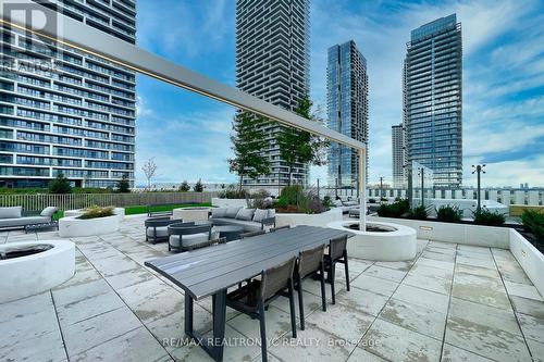 1106 - 5 Buttermill Avenue, Vaughan, ON - Outdoor