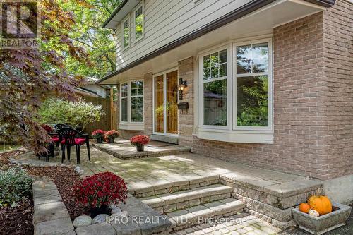 136 Golf Club Court, Richmond Hill, ON - Outdoor With Deck Patio Veranda