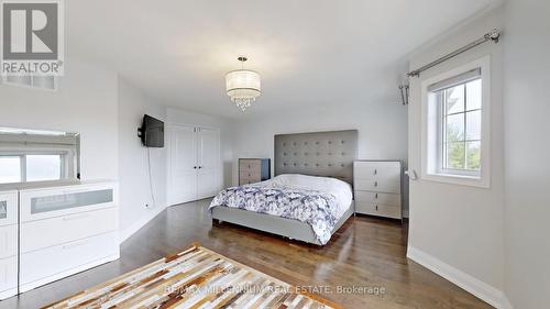 239 Vellore Woods Boulevard, Vaughan, ON - Indoor Photo Showing Bedroom