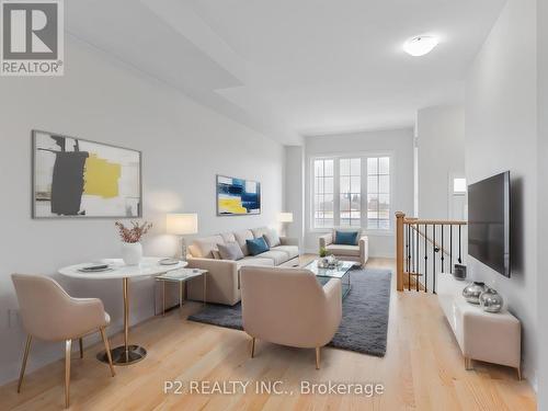 2064 Donald Cousens Parkway, Markham, ON - Indoor Photo Showing Living Room