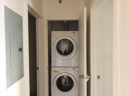 Laundry room - 528-1414 Rue Chomedey, Montréal (Ville-Marie), QC - Indoor Photo Showing Laundry Room