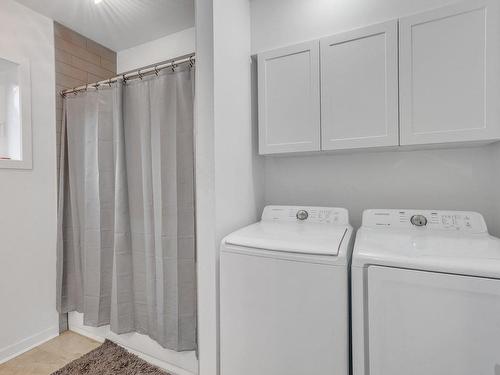 Bathroom - 67 Ch. Dubois, Val-Des-Monts, QC - Indoor Photo Showing Laundry Room