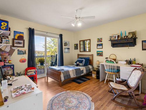 Logement - 11 Rue Beach Hill, Lac-Brome, QC - Indoor Photo Showing Bedroom