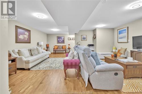 1384 Highnoon Drive, Windsor, ON - Indoor Photo Showing Living Room