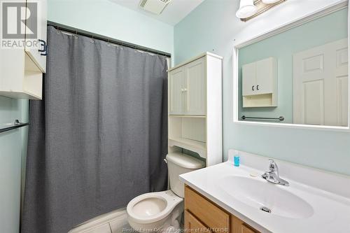 3646 Holburn Street, Windsor, ON - Indoor Photo Showing Bathroom