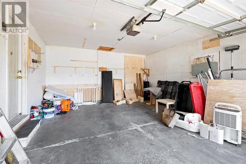 3646 Holburn Street, Windsor, ON - Indoor Photo Showing Garage