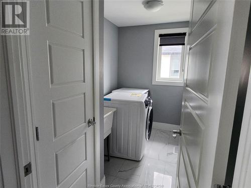 1619 Virtue Lane, Windsor, ON - Indoor Photo Showing Laundry Room