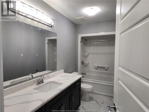 1619 Virtue Lane, Windsor, ON - Indoor Photo Showing Bathroom