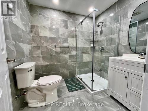 Bsmt - 11 Bassett Crescent, Brampton, ON - Indoor Photo Showing Bathroom