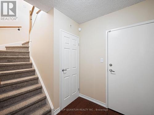 409 - 1000 Cedarglen Gate, Mississauga, ON - Indoor Photo Showing Other Room