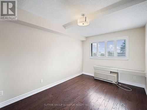 409 - 1000 Cedarglen Gate, Mississauga, ON - Indoor Photo Showing Other Room