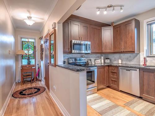 Hall - 4845 Av. Rosedale, Montréal (Côte-Des-Neiges/Notre-Dame-De-Grâce), QC - Indoor Photo Showing Kitchen