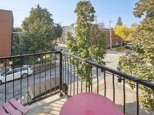 Balcon - 2850 Av. Laurier E., Montréal (Rosemont/La Petite-Patrie), QC 