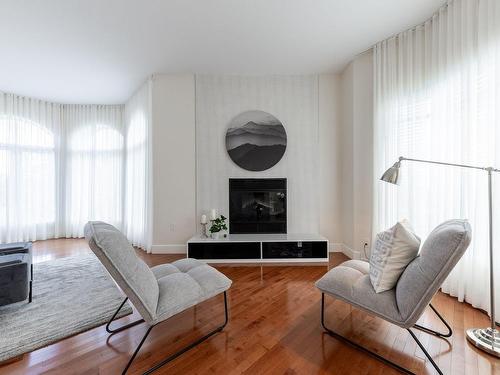 Master bedroom - 500-270 Rue De Vimy, Saint-Bruno-De-Montarville, QC - Indoor Photo Showing Living Room