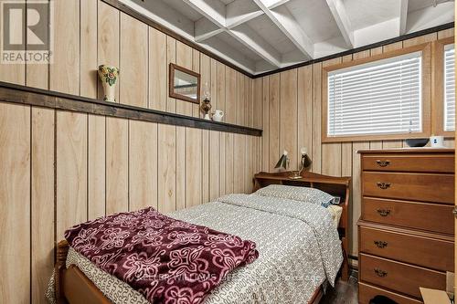 7403 Sanderson Road, Lambton Shores (Port Franks), ON - Indoor Photo Showing Bedroom