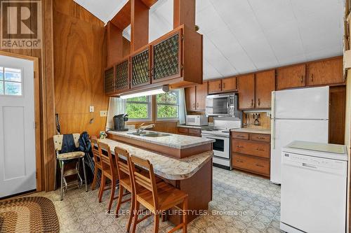 7403 Sanderson Road, Lambton Shores (Port Franks), ON - Indoor Photo Showing Kitchen With Double Sink