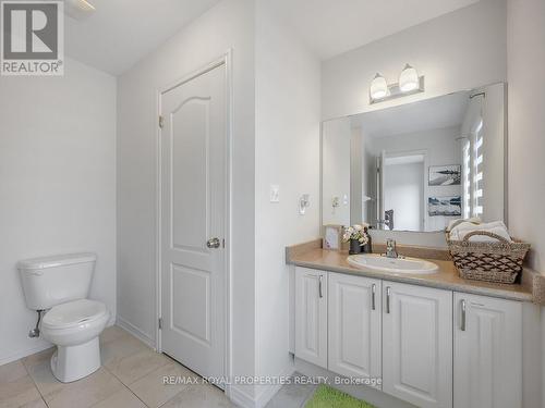 2565 Stallion Drive, Oshawa, ON - Indoor Photo Showing Bathroom