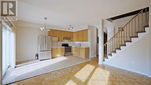 10 Fairlawn Avenue, Markham, ON - Indoor Photo Showing Kitchen