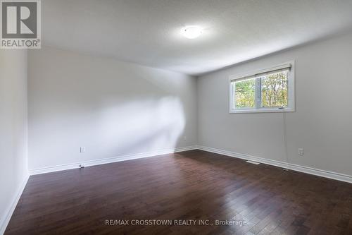 4175 5Th Side Road, Bradford West Gwillimbury, ON - Indoor Photo Showing Other Room