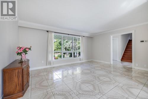 4175 5Th Side Road, Bradford West Gwillimbury, ON - Indoor Photo Showing Other Room