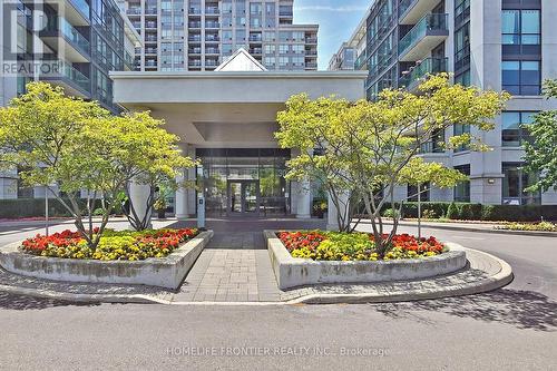 1602 - 30 North Park Road, Vaughan, ON - Outdoor With Facade