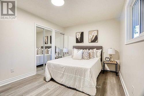 164 Gardiner Drive, Hamilton, ON - Indoor Photo Showing Bedroom