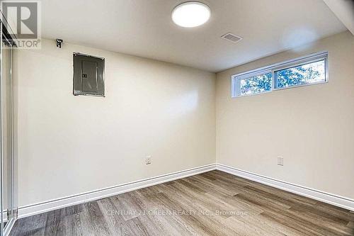 164 Gardiner Drive, Hamilton, ON - Indoor Photo Showing Other Room