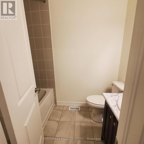 3 Harwood Street, Tillsonburg, ON - Indoor Photo Showing Bathroom