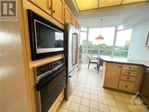 1480 Riverside Drive Unit#505, Ottawa, ON - Indoor Photo Showing Kitchen