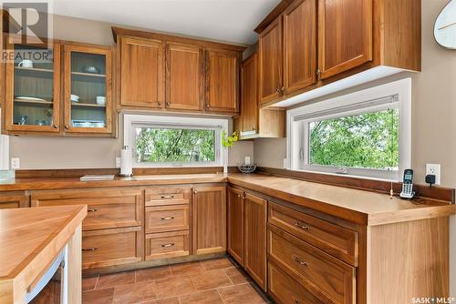 1 Emerald Creek Road, White City, SK - Indoor Photo Showing Kitchen