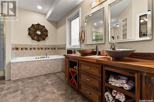 1 Emerald Creek Road, White City, SK - Indoor Photo Showing Bathroom