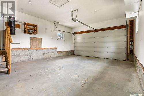 1 Emerald Creek Road, White City, SK - Indoor Photo Showing Garage