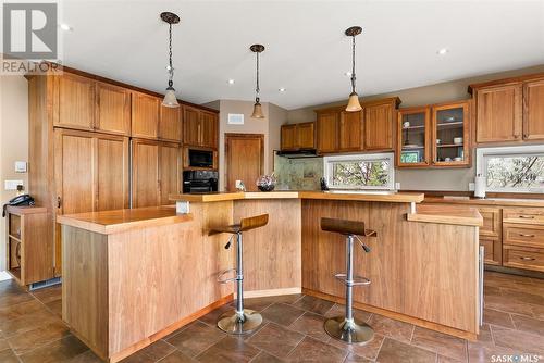 1 Emerald Creek Road, White City, SK - Indoor Photo Showing Kitchen