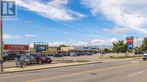 308 - 55 Speers Road, Oakville, ON - Outdoor