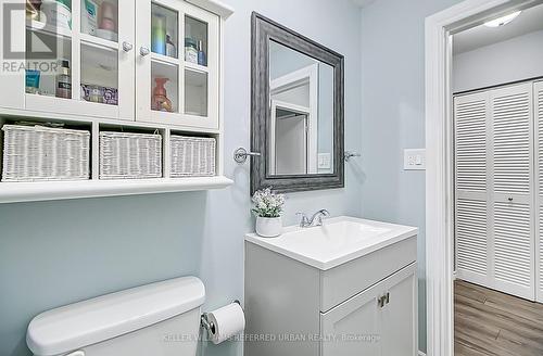 242 Oshawa Boulevard S, Oshawa, ON - Indoor Photo Showing Bathroom